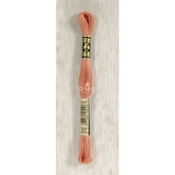 DMC Moulin&eacute; 352