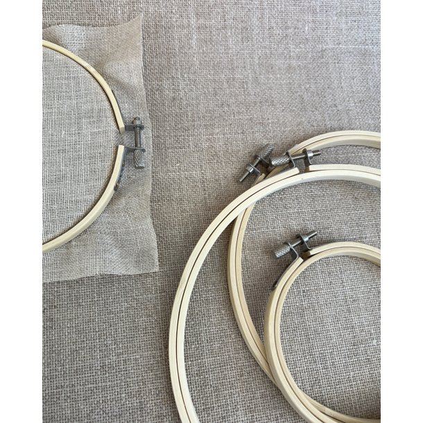 Broderirammer af bambus