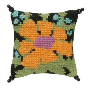 Stor blomst p� sort bund