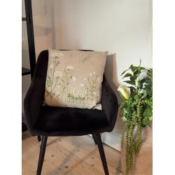 Wild on purpose square pude